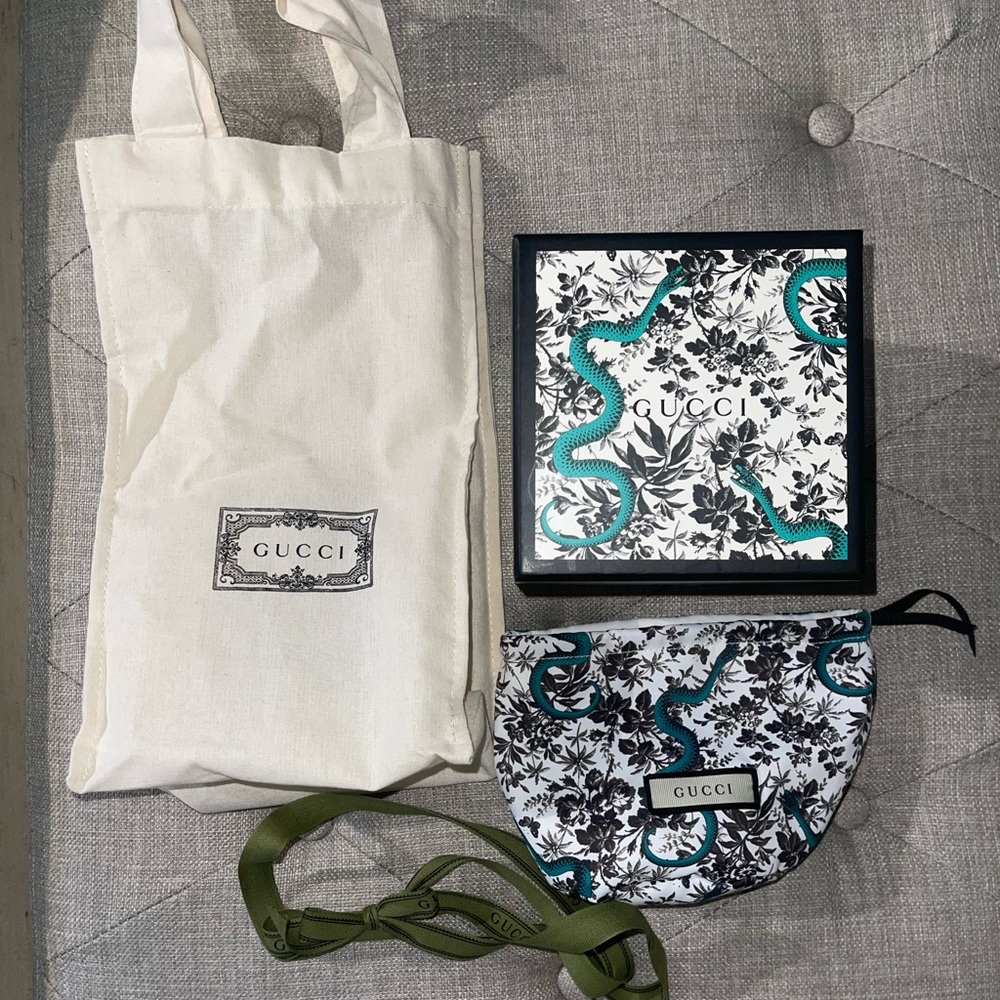 GUCCI Limited Edition Ring box and Canvas tote bag